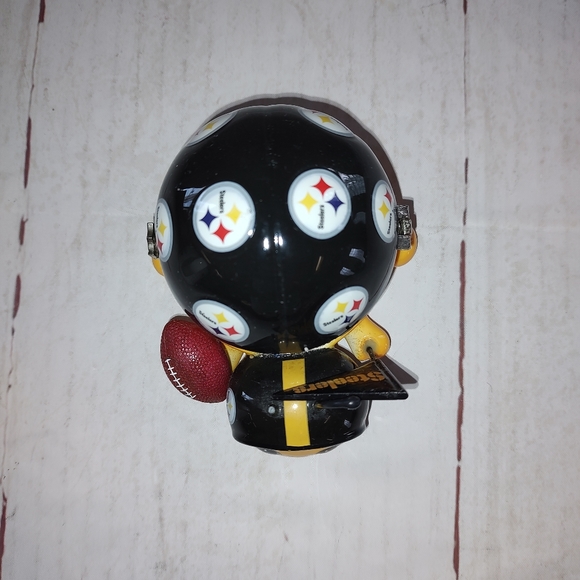 Steelers Bradford exchange ladybug music box - Picture 4 of 12